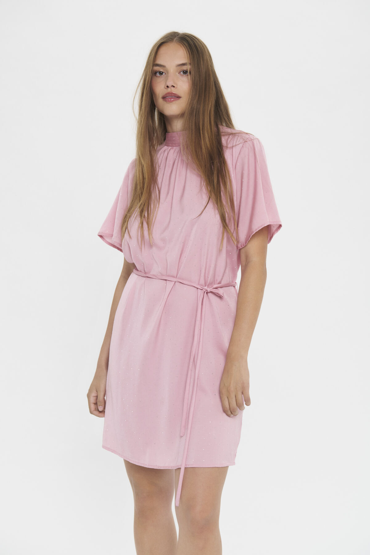 Robe Naileen